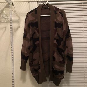 BDG camo cardigan